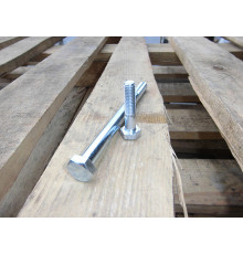 Болт М16 DIN 931 класс прочности 8.8