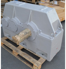 Редуктор циліндричний 1Ц2У-450-20
