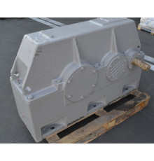 Редуктор циліндричний 1Ц2У-500-8