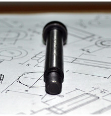 Гвинт М12 ISO 7379 ступінчастий