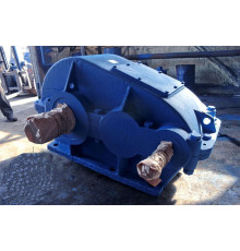 Редуктор Ц2-300-25