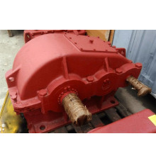 Редуктор Ц2-650-16