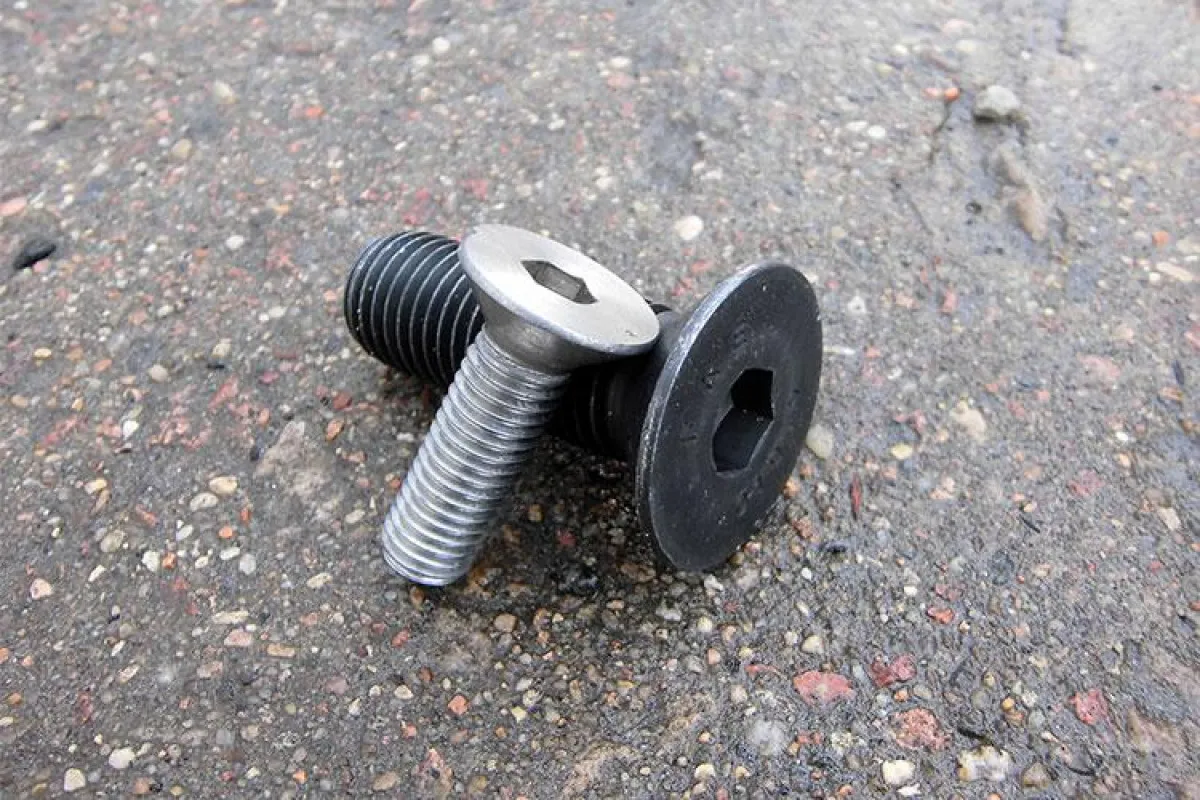 Гвинт М3 DIN 7991 клас міцності 10.9