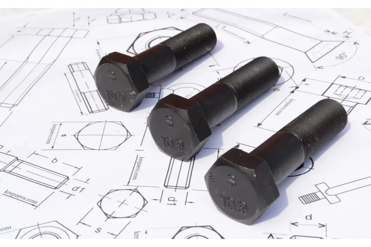 Болти для фланцевих з'єднань М48