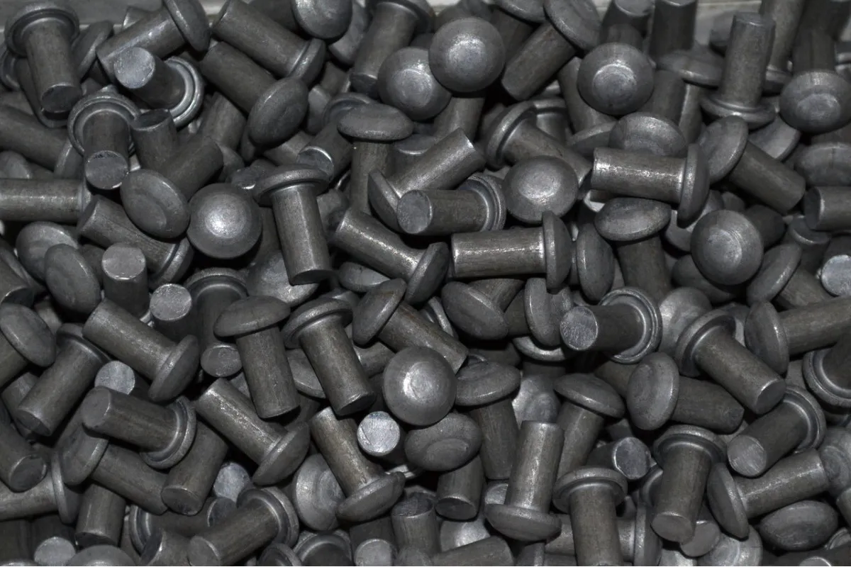 Заклепки под молоток DIN 660 AL Ф3 с полукруглой головкой