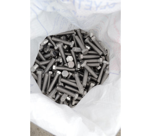 Болт М10 DIN 933 сталь А2
