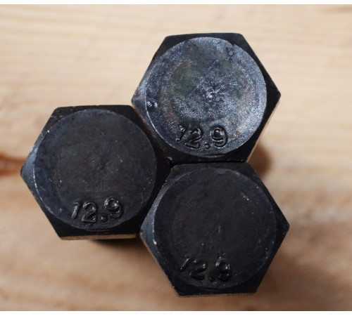 Болт М12 DIN 933 класс прочности 12.9