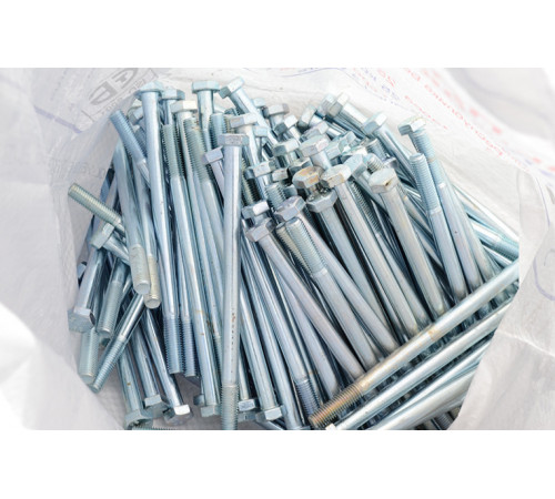 Болт М12 ГОСТ 7798-70 класс прочности 8.8