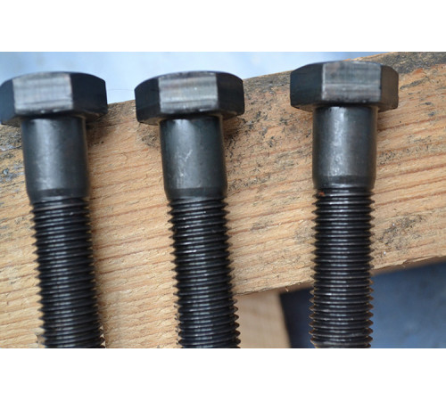 Болт М24 DIN 931 клас міцності 12.9 Болт М24 DIN 931 клас міцності 12.9