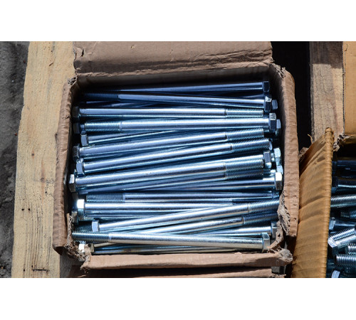 Болт М8 ГОСТ 7798-70 клас міцності 8.8