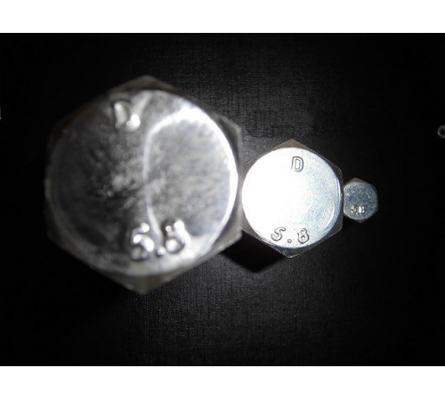 Болт шестигранний М33 ГОСТ 7798-70, 7805-70, DIN 931, 933 клас міцності 5.8