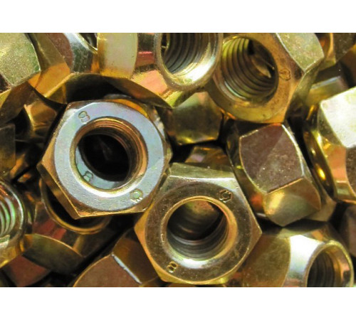 Болти з шестигранною головкою і гайки