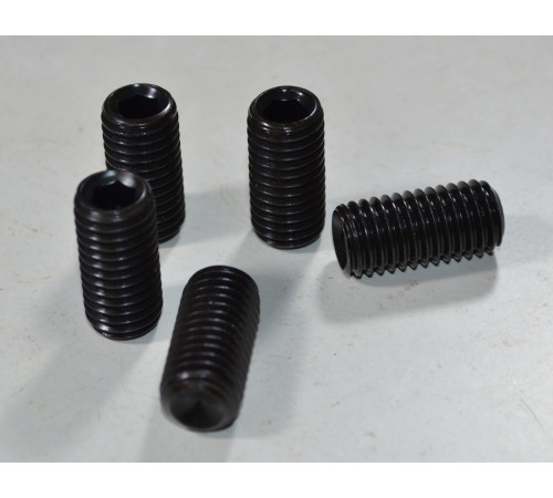 Гвинт DIN 913 настановний М10 Гвинт DIN 913 настановний М10