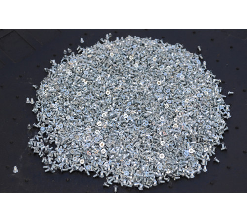 Гвинт DIN 965, ГОСТ 17475-80 із потайною голівкою М4 Гвинт DIN 965, ГОСТ 17475-80 із потайною голівкою М4