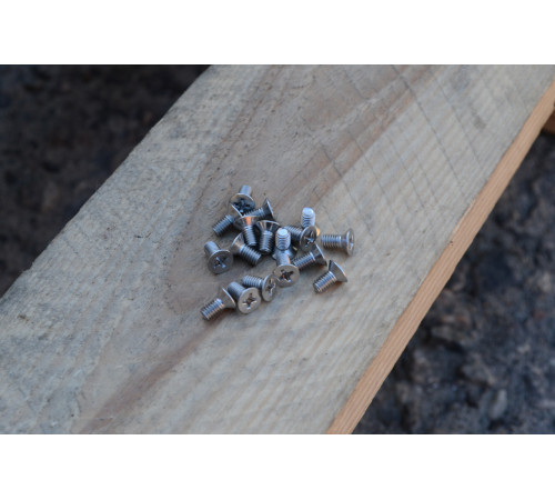 Гвинт DIN 965, ГОСТ 17475-80 із потайною голівкою М5