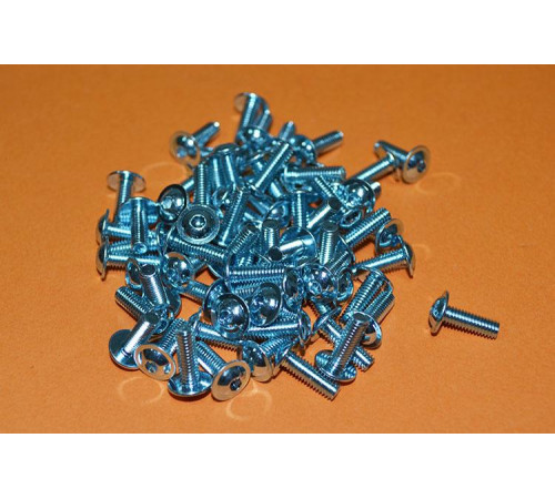 Винт М12 ISO 7380 с фланцем прочностью 10.9