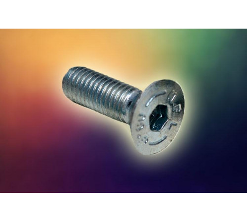 Винт М18 DIN 7991 класс прочности 8.8