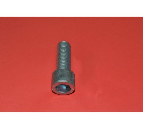 Гвинт М18 із внутрішнім шестигранником ГОСТ 11738-84, DIN 912 клас міцності 10.9