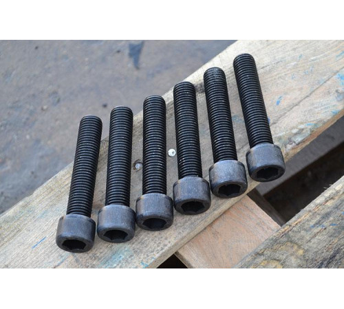 Гвинт М36 DIN 912 міцністю 12.9 Гвинт М36 DIN 912 міцністю 12.9