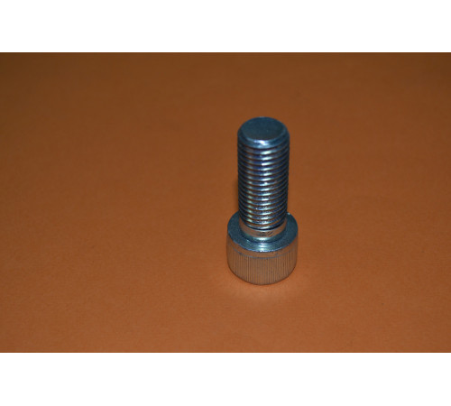 Гвинт М4 DIN 912 клас міцності 8.8 Гвинт М4 DIN 912 клас міцності 8.8