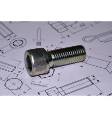 Винт М8 DIN 912 прочностью 10.9