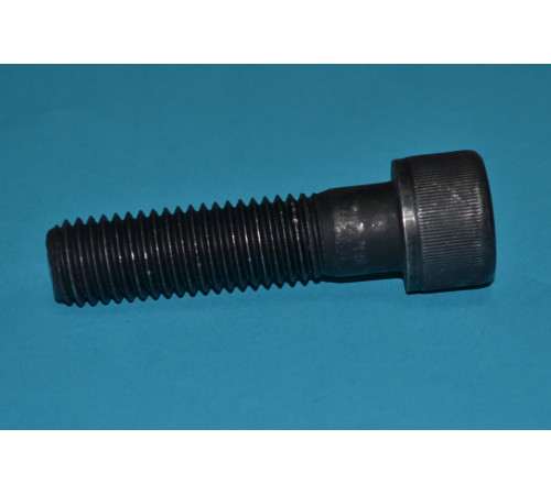 Гвинт М8 із внутрішнім шестигранником ГОСТ 11738-84, DIN 912 клас міцності 10.9