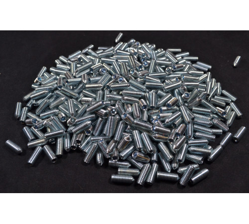 Настановний гвинт М3 DIN 914