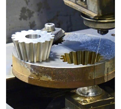 Вирізання складних контурів з листових матеріалів