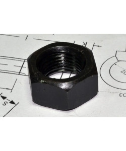 Високоміцні гайки vs стандартні: у чому різниця та коли потрібні міцні кріплення