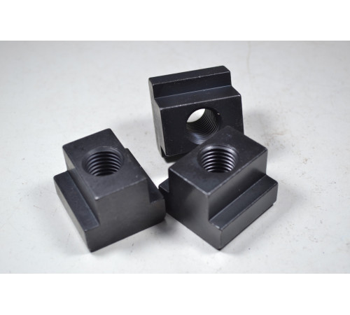 Гайка М20 DIN 508 для Т-образных пазов, класс прочности 10.0