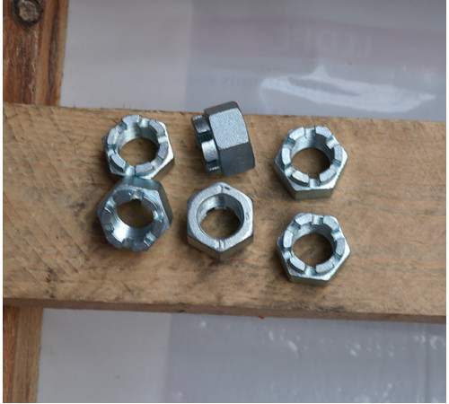 Гайка М22 ГОСТ 5918-73 класу міцності 10.0