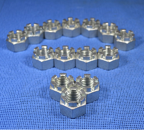 Гайка М27 ГОСТ 5918-73 класу міцності 8.0