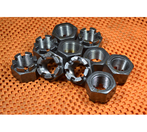 Гайка М30 ГОСТ 5918-73 класу міцності 10.0