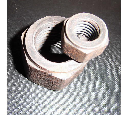 Гайка М30 для фланцевих з'єднань ГОСТ 9064-75 Гайка М30 для фланцевих з'єднань ГОСТ 9064-75