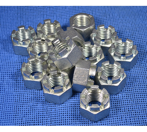 Гайка М33 ГОСТ 591873, DIN 935 корончата, прорізна