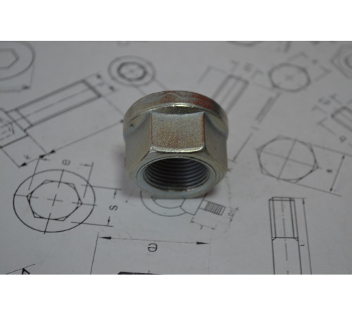 Гайка колісна М22 DIN 74361 В клас міцності 10.0