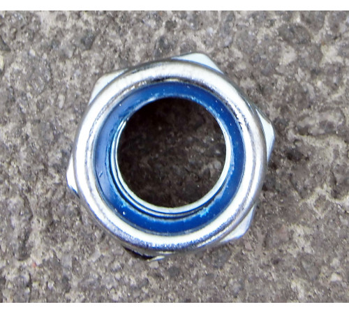 Гайки М5 DIN 982 самозажимные нержавеющие сталь А2