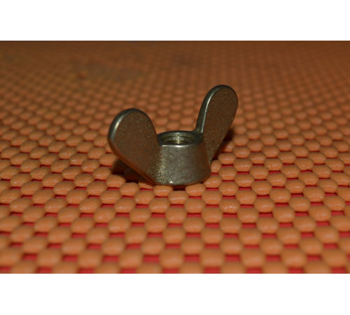 Гайки барашковые М8 DIN 315 (латунь)