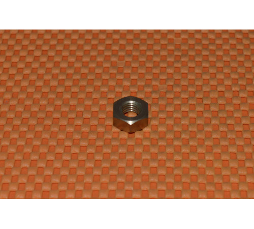 Гайки з латуні М6