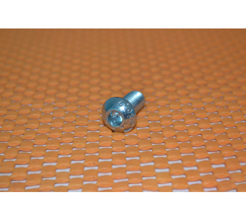 Гвинт М5 з нержавіючої сталі ISO 7380 Гвинт М5 з нержавіючої сталі ISO 7380