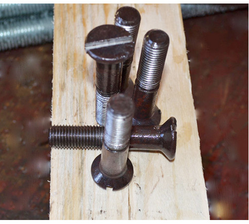 Винт от М16 с потайной головкой и плоским шлицем