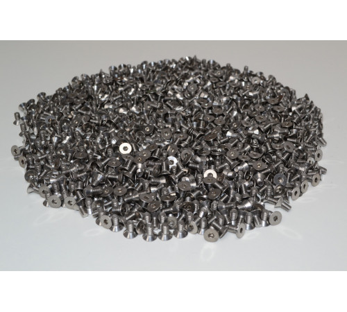 Гвинт нержавіючий DIN 7991 М14