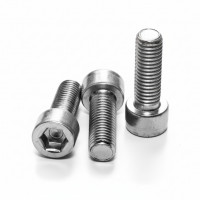 Гвинти DIN 7984