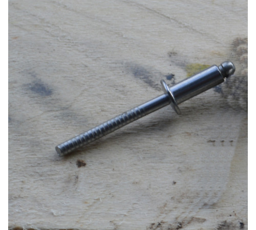 Заклепка Ф2.4 DIN 7337 зі звичайним буртиком