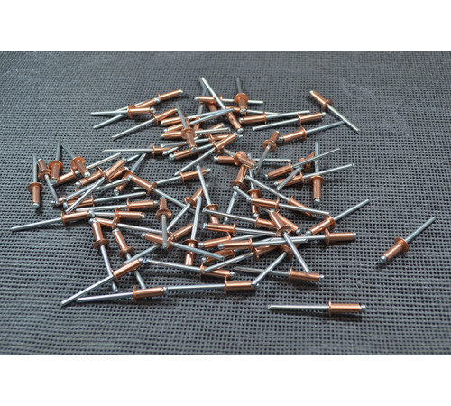 Заклепка Ф3.0 DIN 7337, мідь/сталь