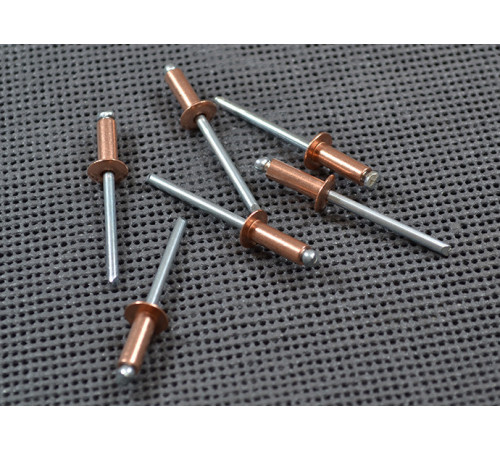 Заклепка Ф3.0 DIN 7337, мідь/сталь