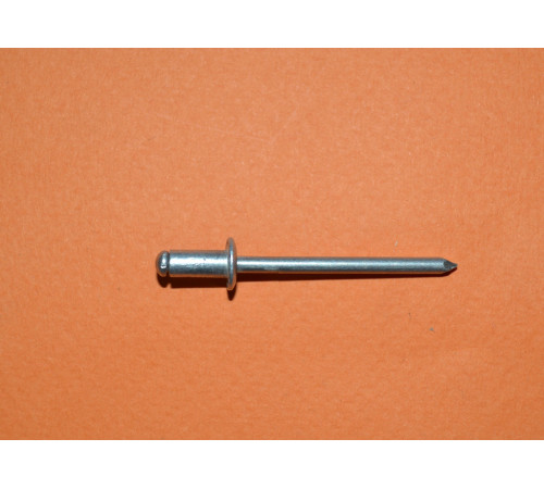 Заклепка Ф5.0 DIN 7337 зі звичайним буртиком