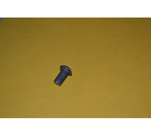 Заклепки під молоток DIN 660 AL Ф2.5 із напівкруглою голівкою Заклепки під молоток DIN 660 AL Ф2.5 із напівкруглою голівкою