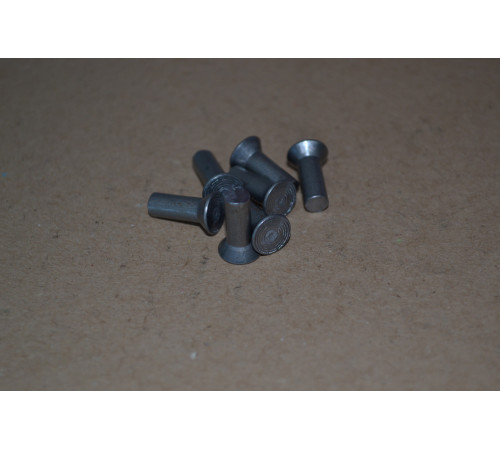 Заклепки під молоток із потайною голівкою Ф3 DIN 661 А2