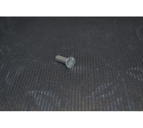 Заклепки під молоток із потайною голівкою Ф3 DIN 661 А2